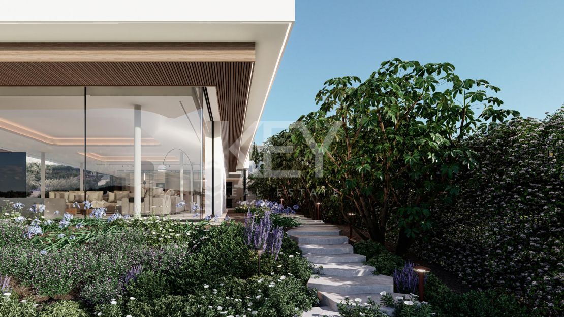 Эксклюзивный участок с панорамным видом на поле для гольфа и море в Ла-Ресерва, Сотогранде