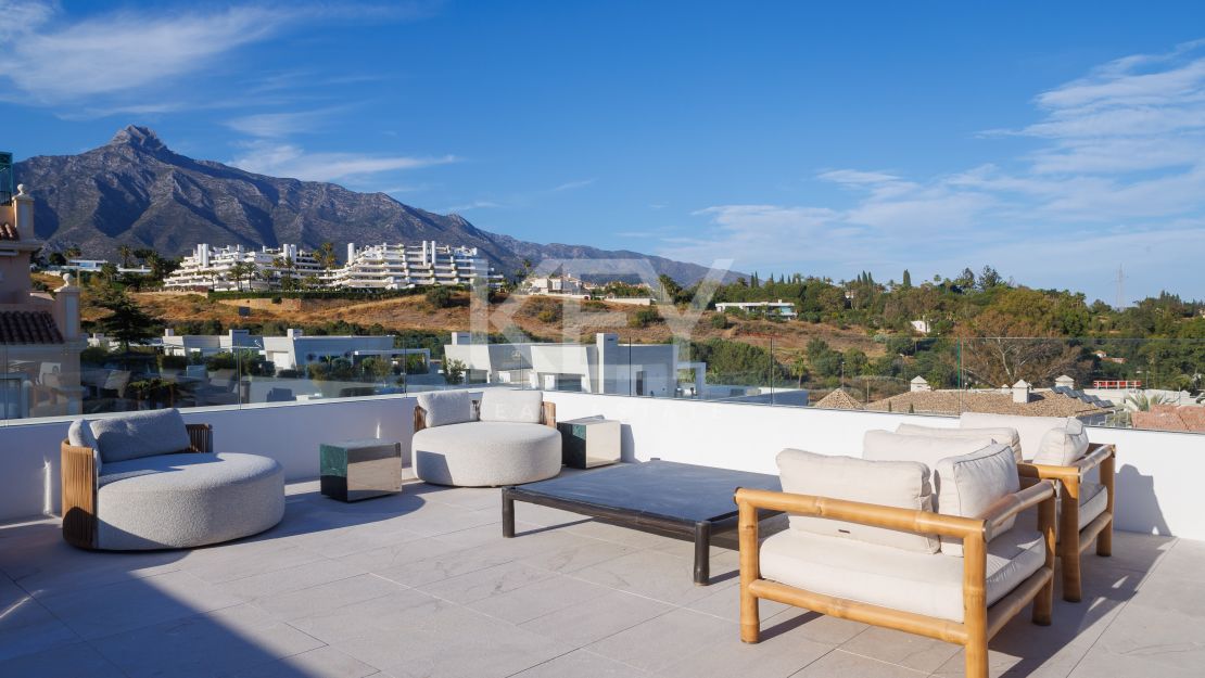 Luxurious duplex ground floor apartment in EPIC Marbella Golden Mile