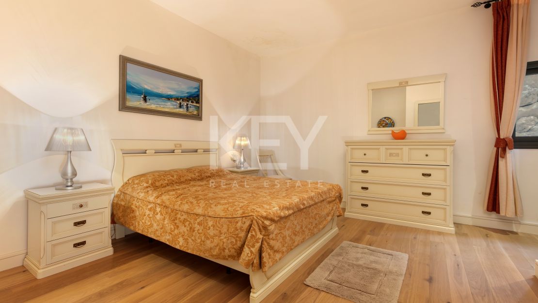 Luxury living in a private gated community on Marbella's Golden Mile