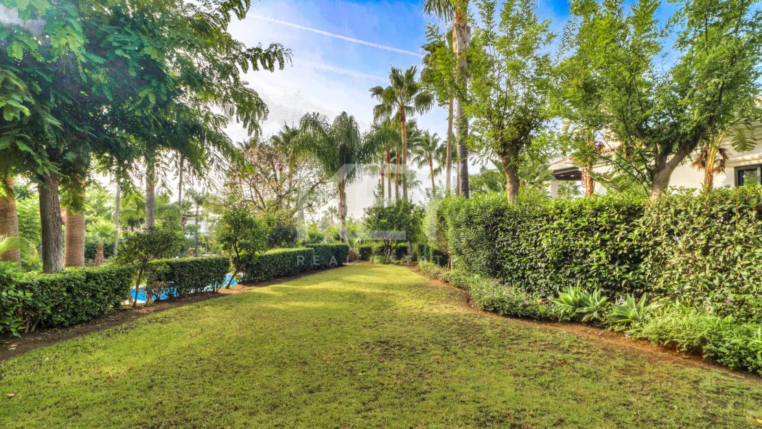 Luxury living in a private gated community on Marbella's Golden Mile