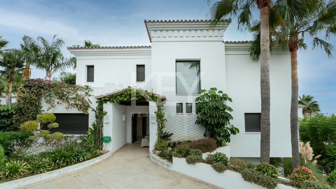 Vivienda de lujo en una comunidad privada y cerrada en la Milla de Oro de Marbella