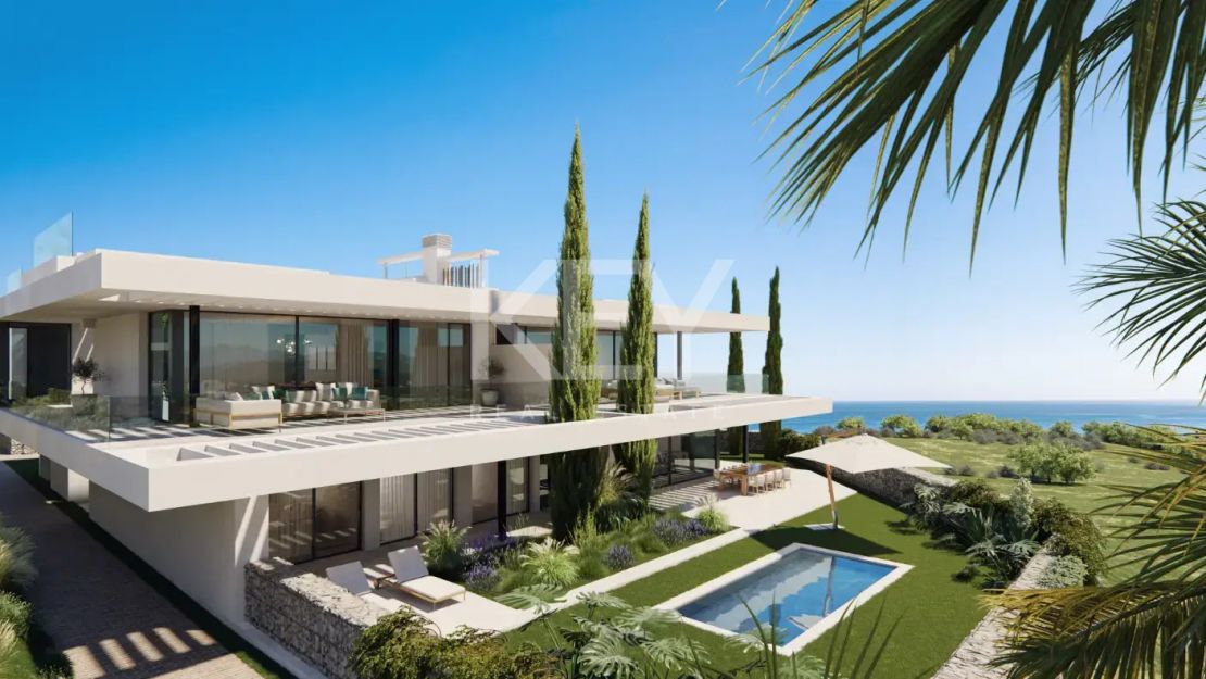 Lujosa villa con vistas panorámicas y acceso al golf en Marbella Este