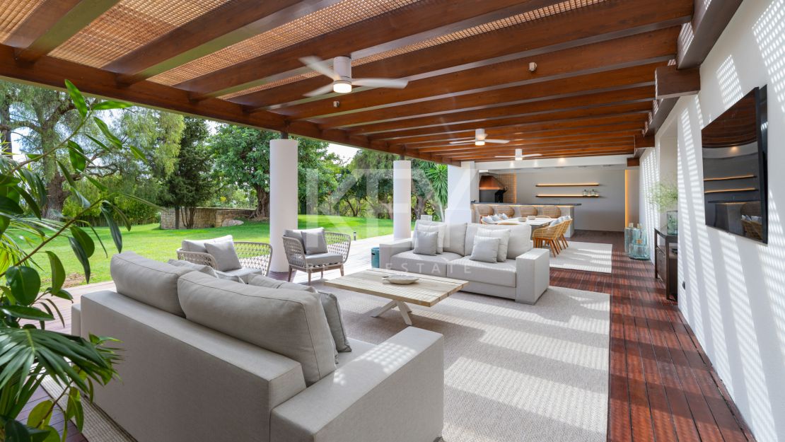 Villa La Concha: luxurious living in Cascada de Camoján, Marbella