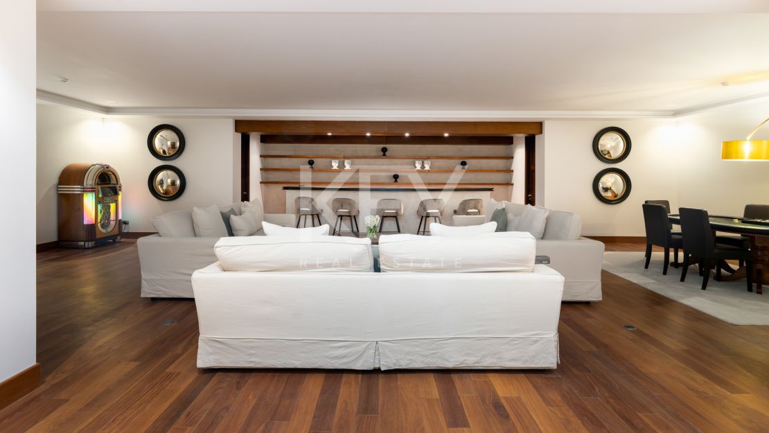 Villa La Concha: luxurious living in Cascada de Camoján, Marbella