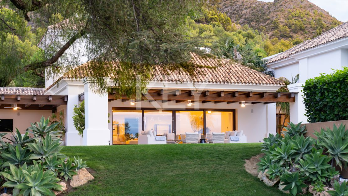Villa La Concha: luxurious living in Cascada de Camoján, Marbella