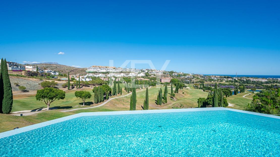 Exquisita villa de golf en primera línea con vistas impresionantes en Los Flamingos, Benahavís