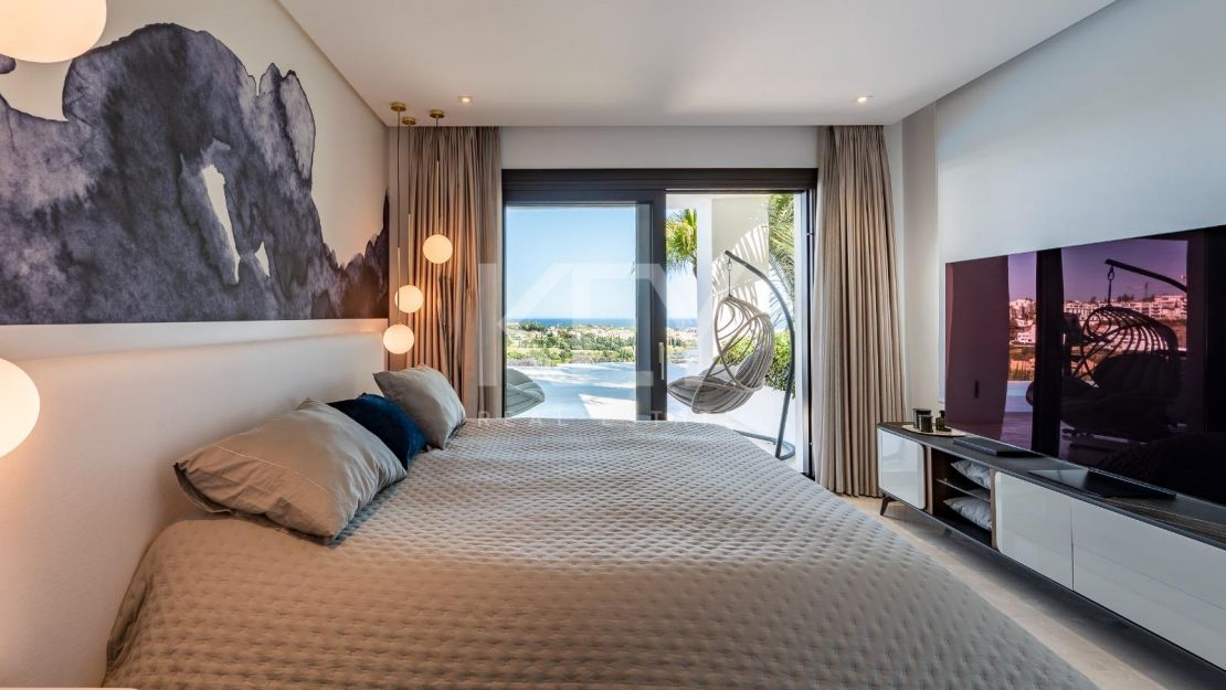 Exquisita villa de golf en primera línea con vistas impresionantes en Los Flamingos, Benahavís