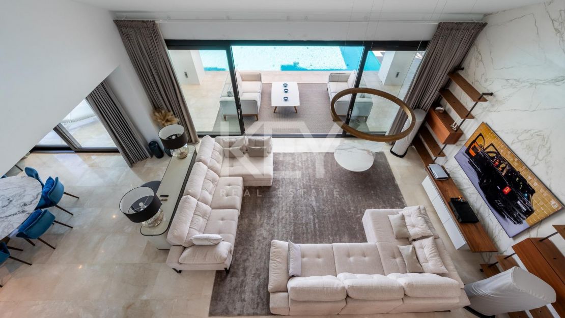 Exquisita villa de golf en primera línea con vistas impresionantes en Los Flamingos, Benahavís