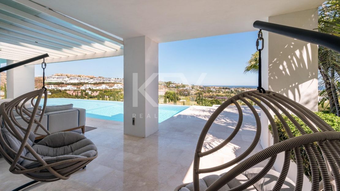 Exquisita villa de golf en primera línea con vistas impresionantes en Los Flamingos, Benahavís