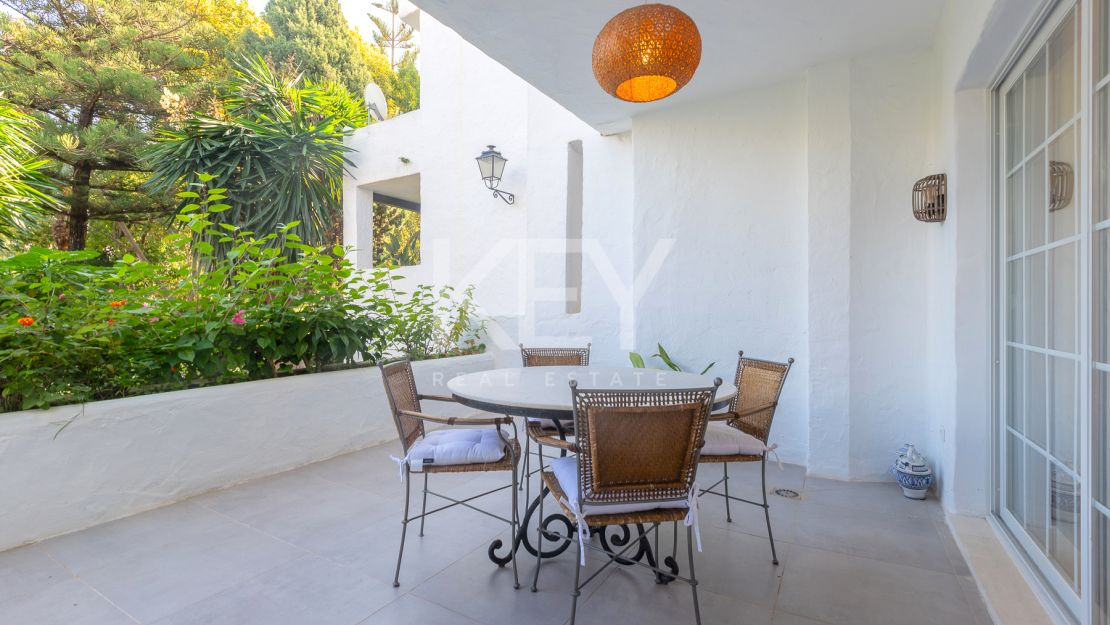 Newly renovated apartment in the prestigious Puente Romano, Marbella Golden Mile