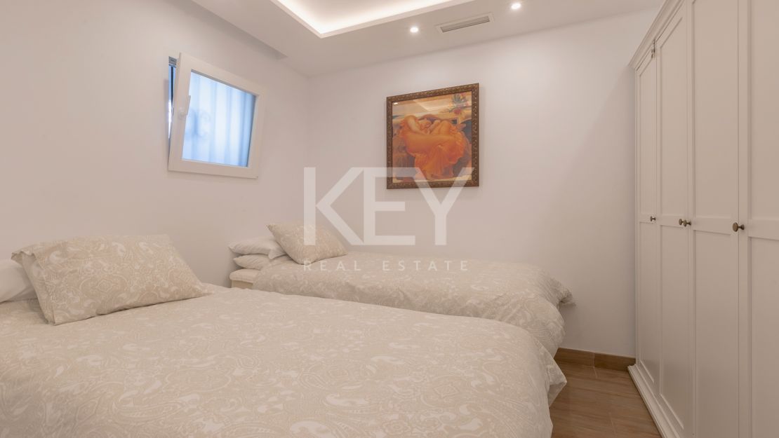 Newly renovated apartment in the prestigious Puente Romano, Marbella Golden Mile