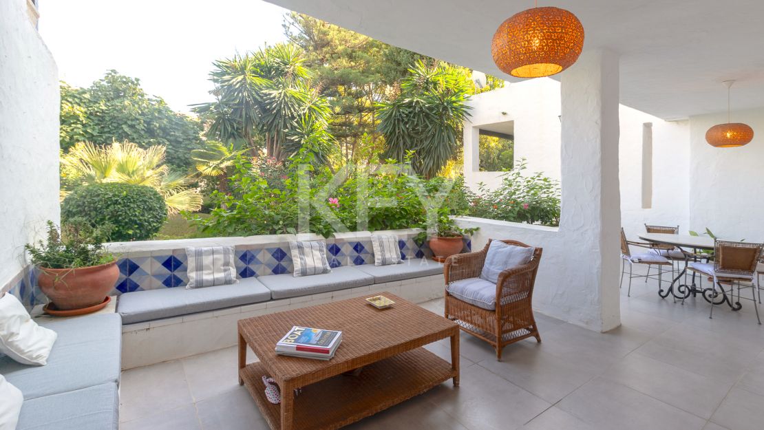 Newly renovated apartment in the prestigious Puente Romano, Marbella Golden Mile