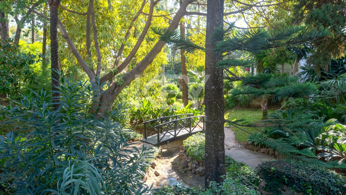 Newly renovated apartment in the prestigious Puente Romano, Marbella Golden Mile