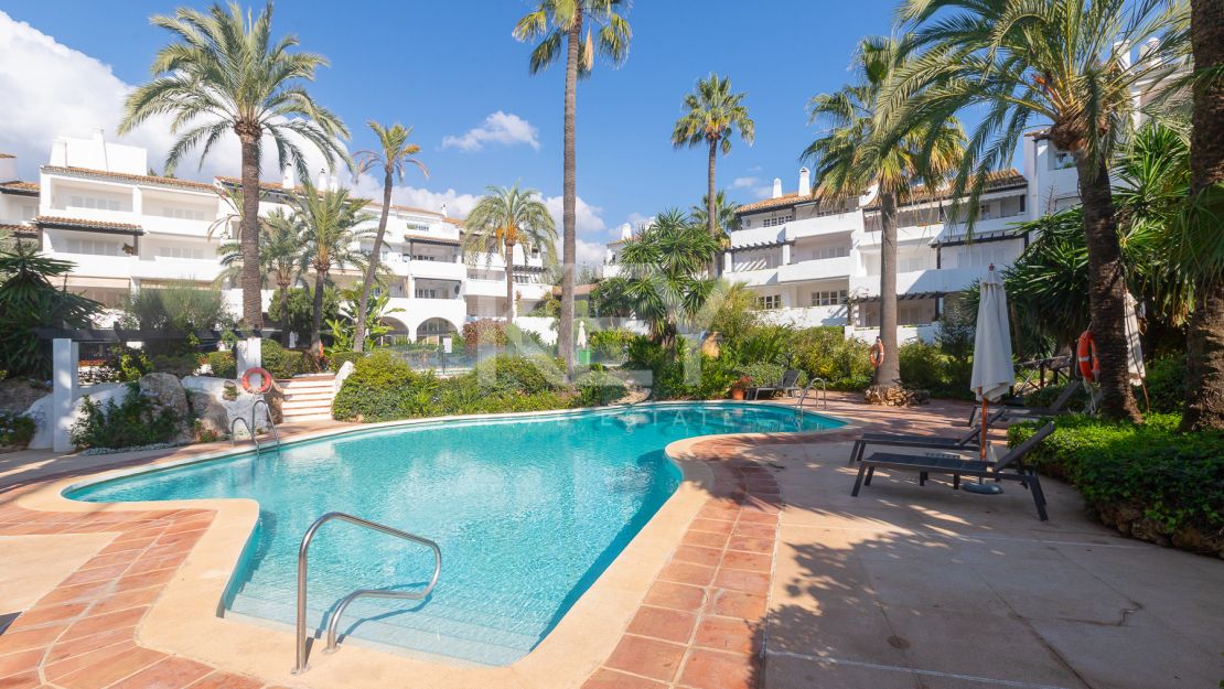 Newly renovated apartment in the prestigious Puente Romano, Marbella Golden Mile