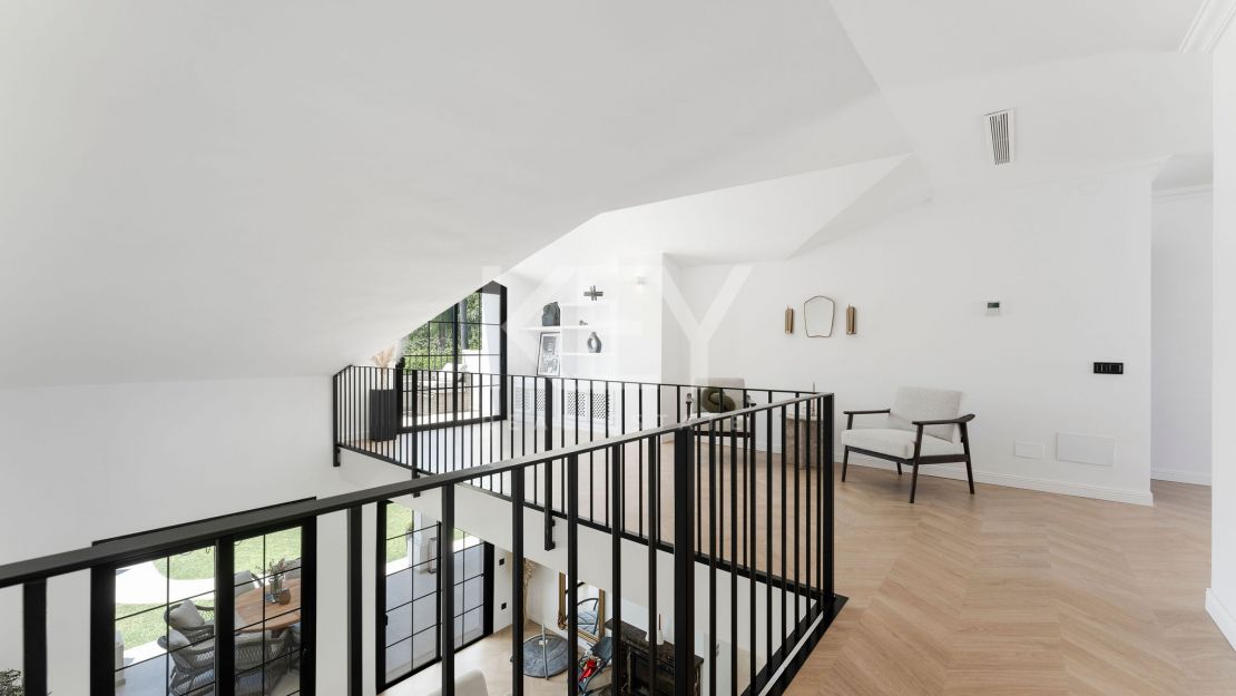 Элегантная вилла в скандинавском стиле в Монте Биарриц, Эстепона