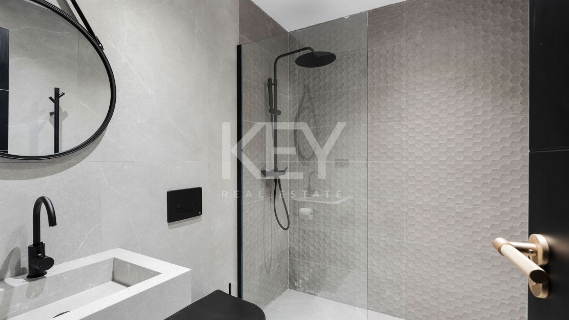 Элегантная вилла в скандинавском стиле в Монте Биарриц, Эстепона