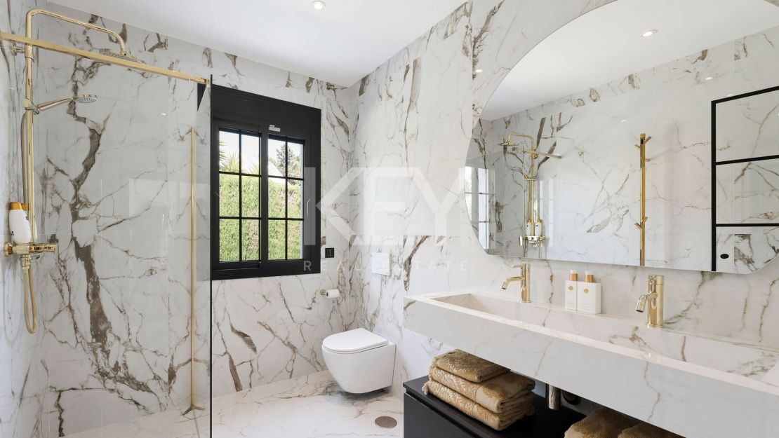 Элегантная вилла в скандинавском стиле в Монте Биарриц, Эстепона