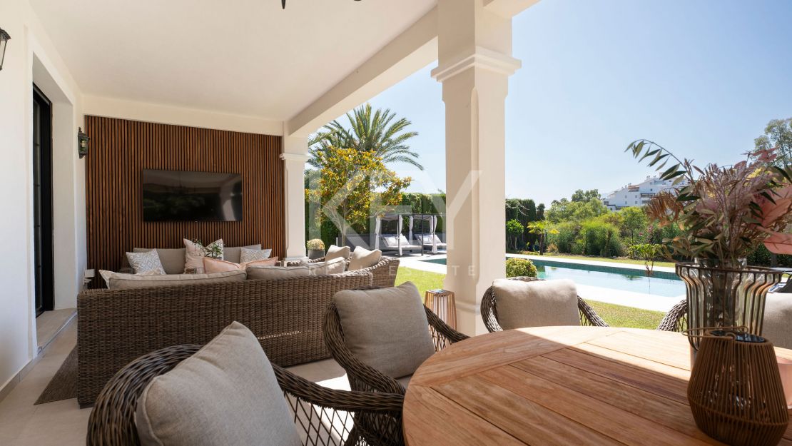 Элегантная вилла в скандинавском стиле в Монте Биарриц, Эстепона