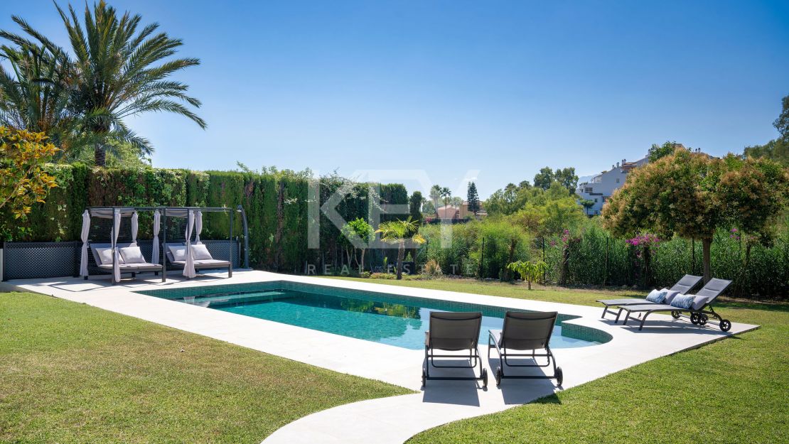 Элегантная вилла в скандинавском стиле в Монте Биарриц, Эстепона