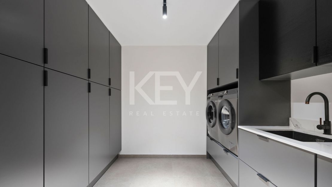 Элегантная вилла в скандинавском стиле в Монте Биарриц, Эстепона