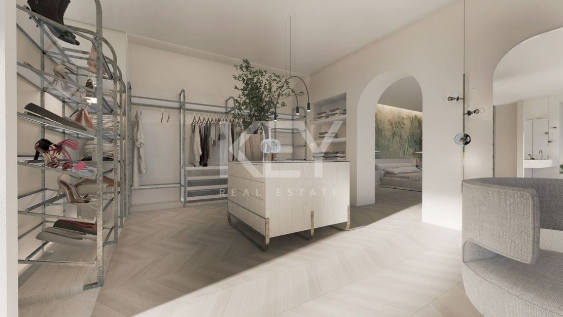 Exclusive luxury Villa with panoramic sea and golf views in El Paraiso, Estepona