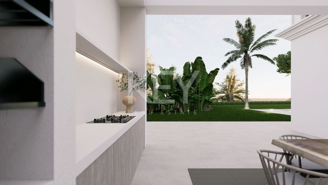 Exclusive luxury Villa with panoramic sea and golf views in El Paraiso, Estepona