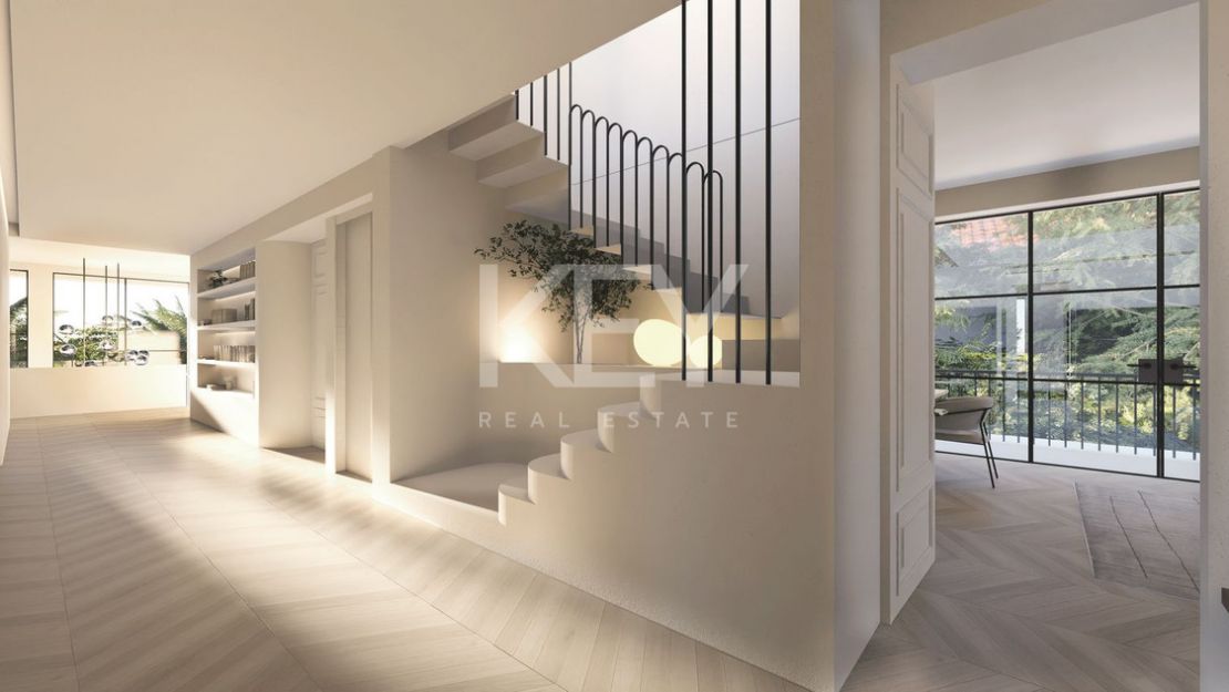 Exclusive luxury Villa with panoramic sea and golf views in El Paraiso, Estepona