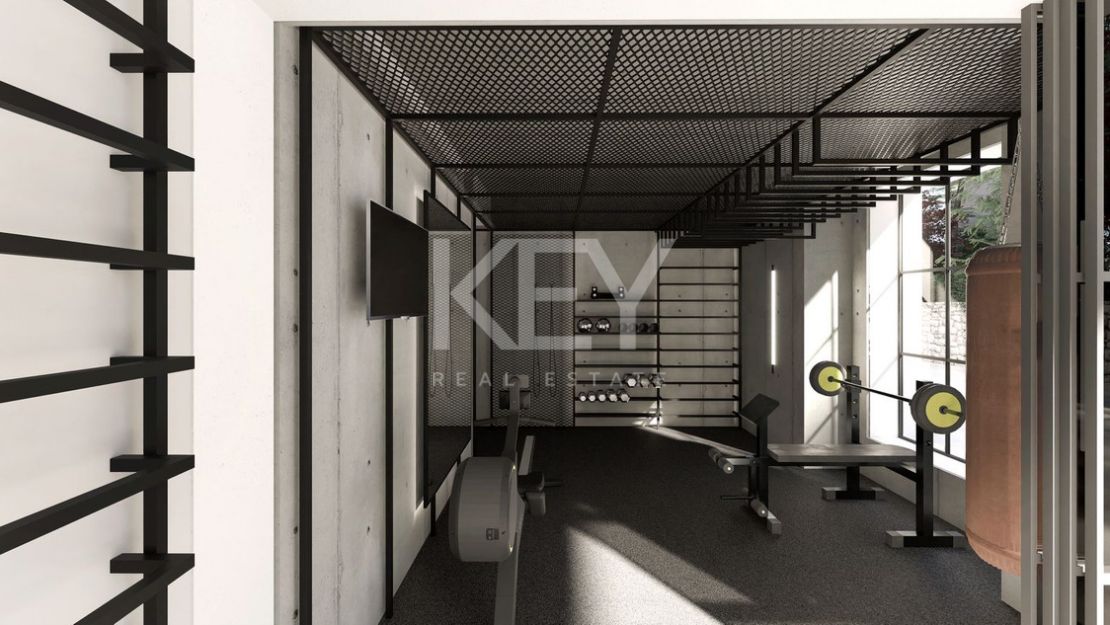 Exclusive luxury Villa with panoramic sea and golf views in El Paraiso, Estepona