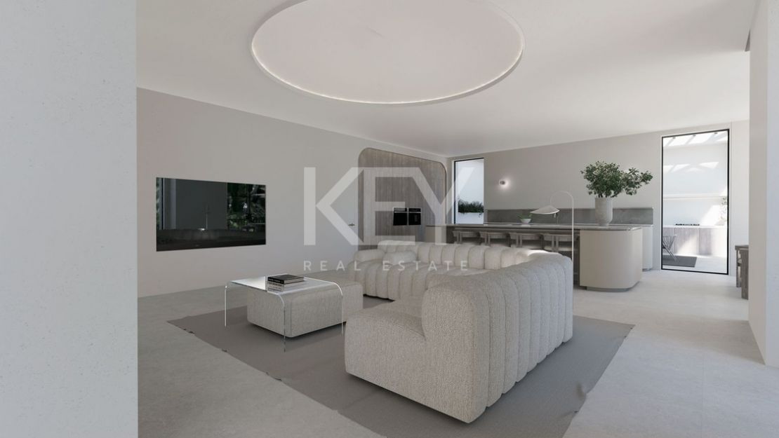 Exclusive luxury Villa with panoramic sea and golf views in El Paraiso, Estepona