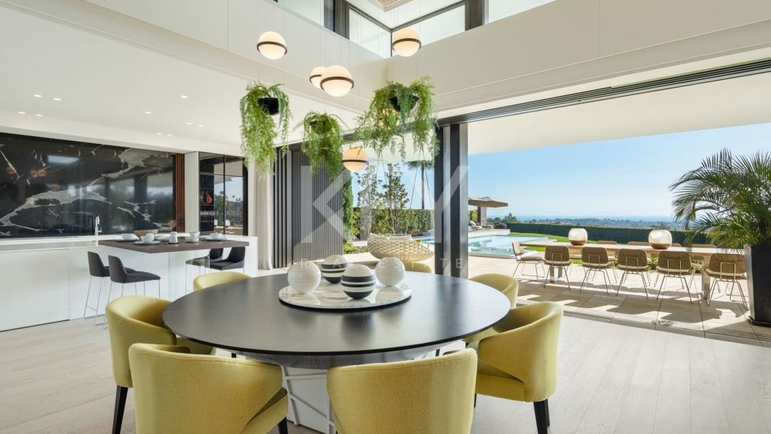 Ультрасовременная роскошная вилла с захватывающими панорамными видами в Ла Кинта