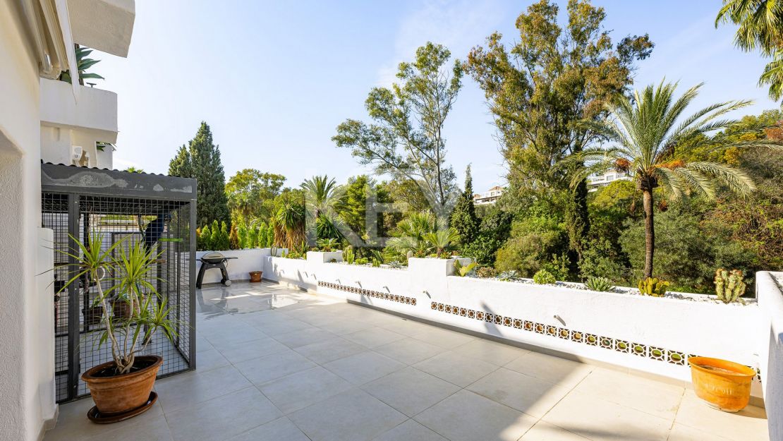 Exclusive apartment in prestigious Marbella’s Golden Mile
