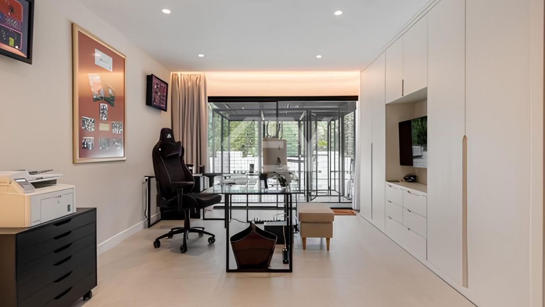 Exclusive apartment in prestigious Marbella’s Golden Mile