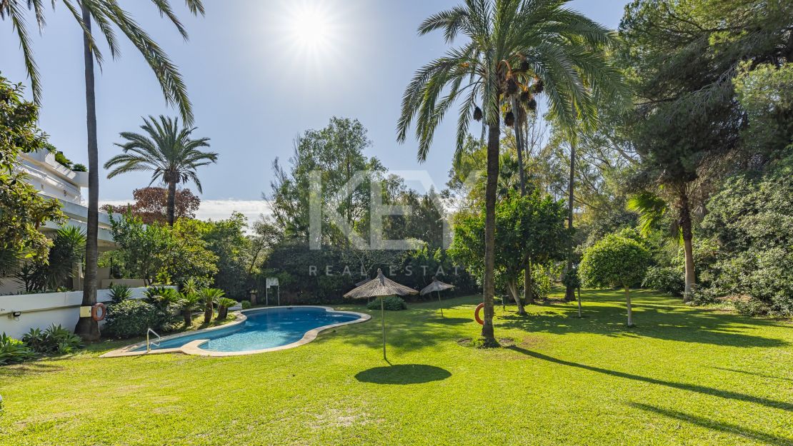 Exclusive apartment in prestigious Marbella’s Golden Mile