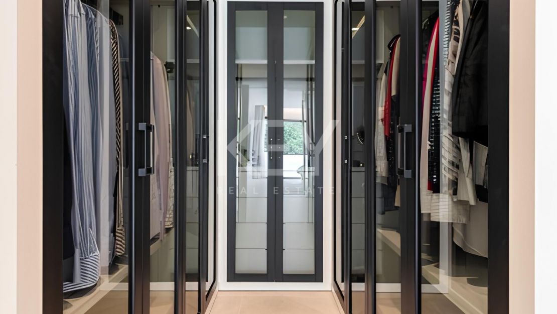 Exclusive apartment in prestigious Marbella’s Golden Mile