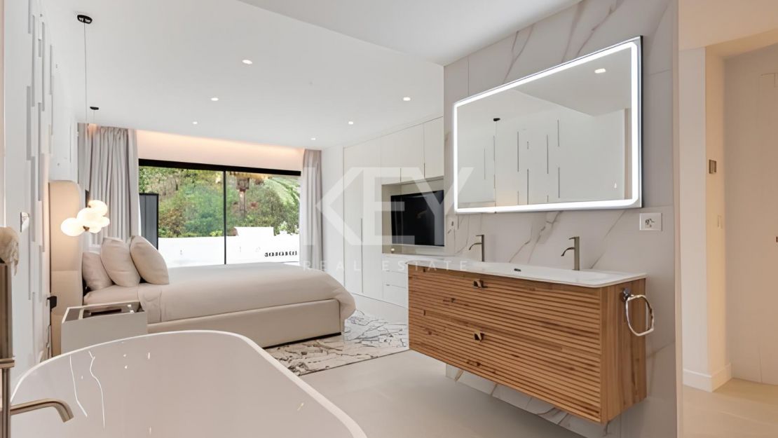 Exclusive apartment in prestigious Marbella’s Golden Mile