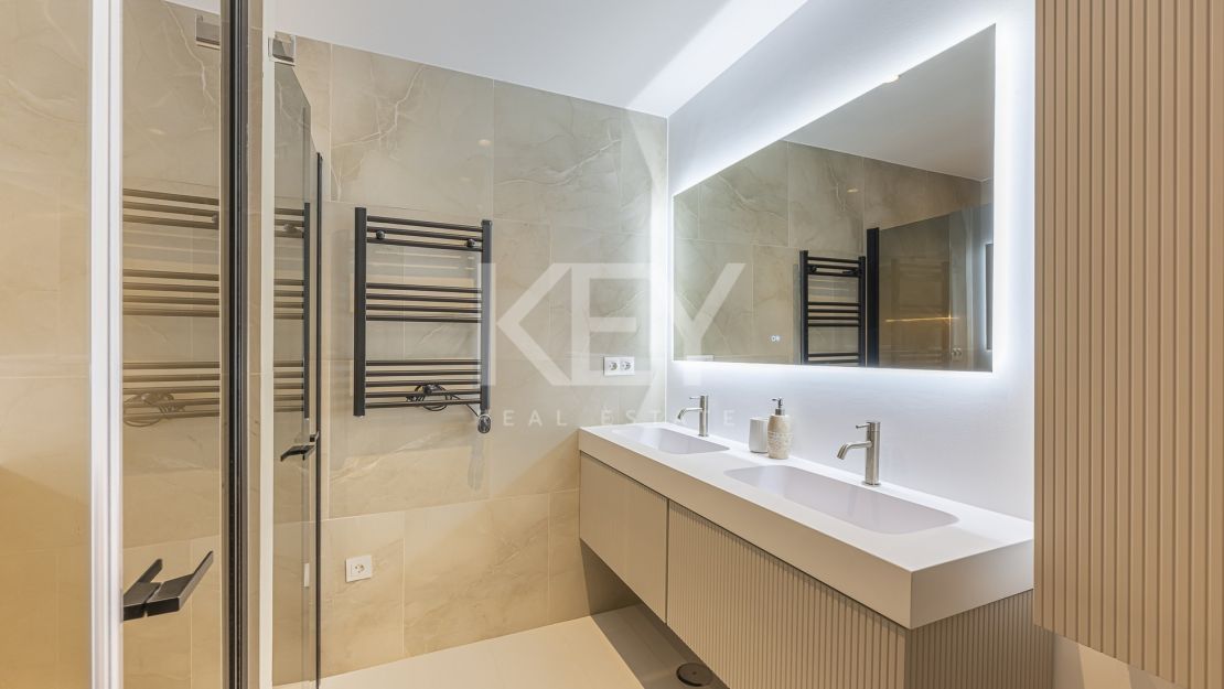 Exclusive apartment in prestigious Marbella’s Golden Mile