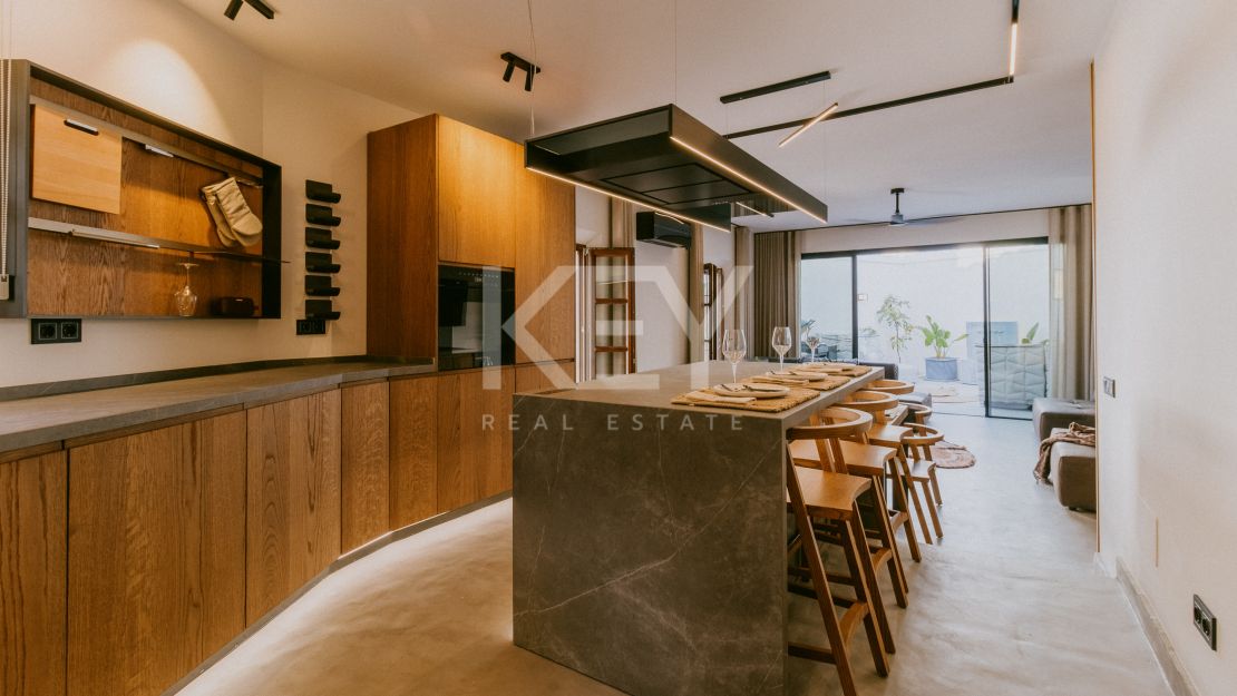 Элегантный таунхаус в самом сердце Золотой Мили Марбельи