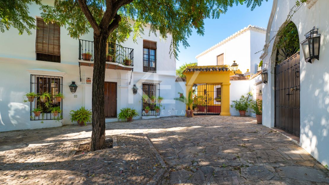 Элегантный таунхаус в самом сердце Золотой Мили Марбельи