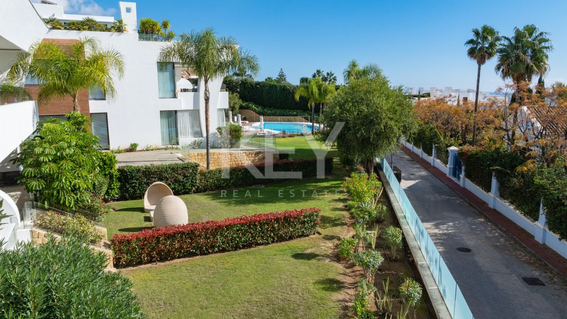 Элегантный дуплекс на первом этаже в La Reserva de Sierra Blanca, Марбелья