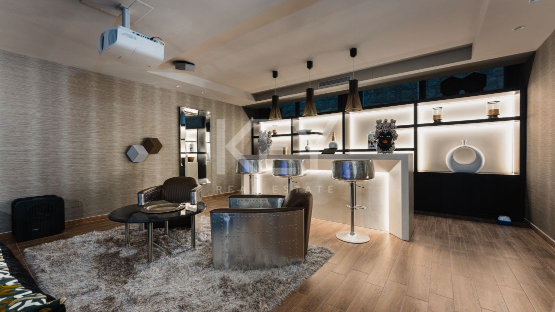 Элегантный дуплекс на первом этаже в La Reserva de Sierra Blanca, Марбелья