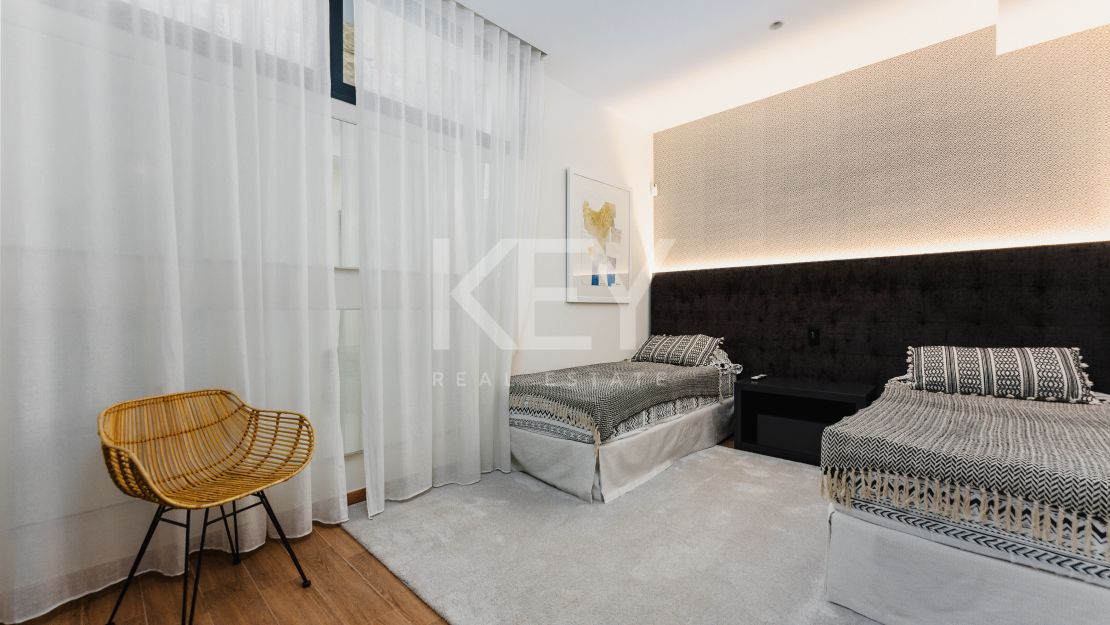 Элегантный дуплекс на первом этаже в La Reserva de Sierra Blanca, Марбелья