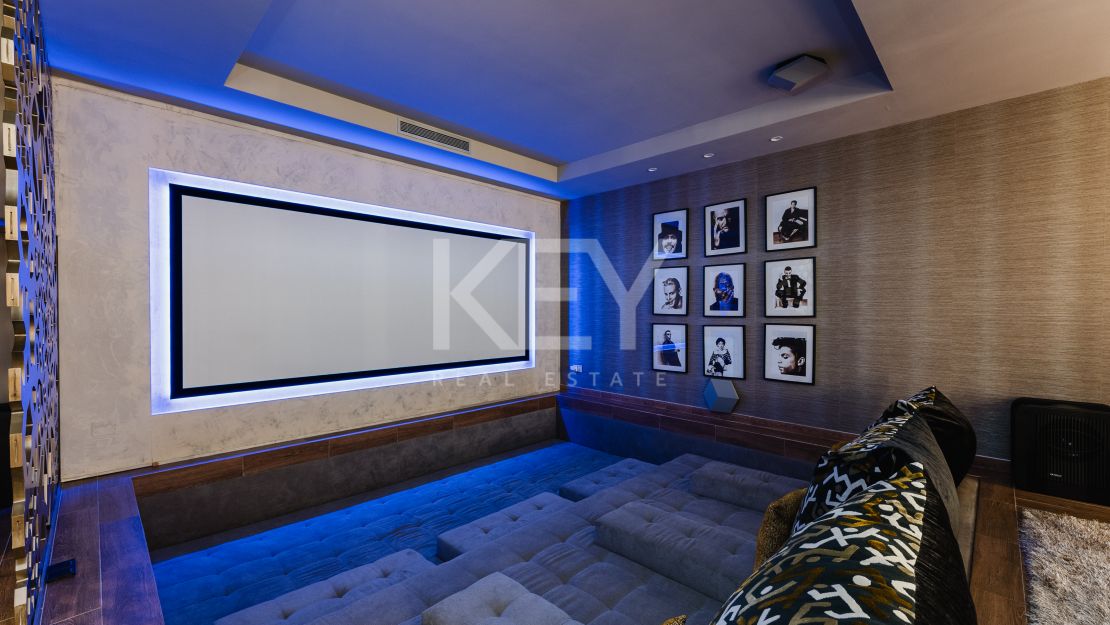 Элегантный дуплекс на первом этаже в La Reserva de Sierra Blanca, Марбелья