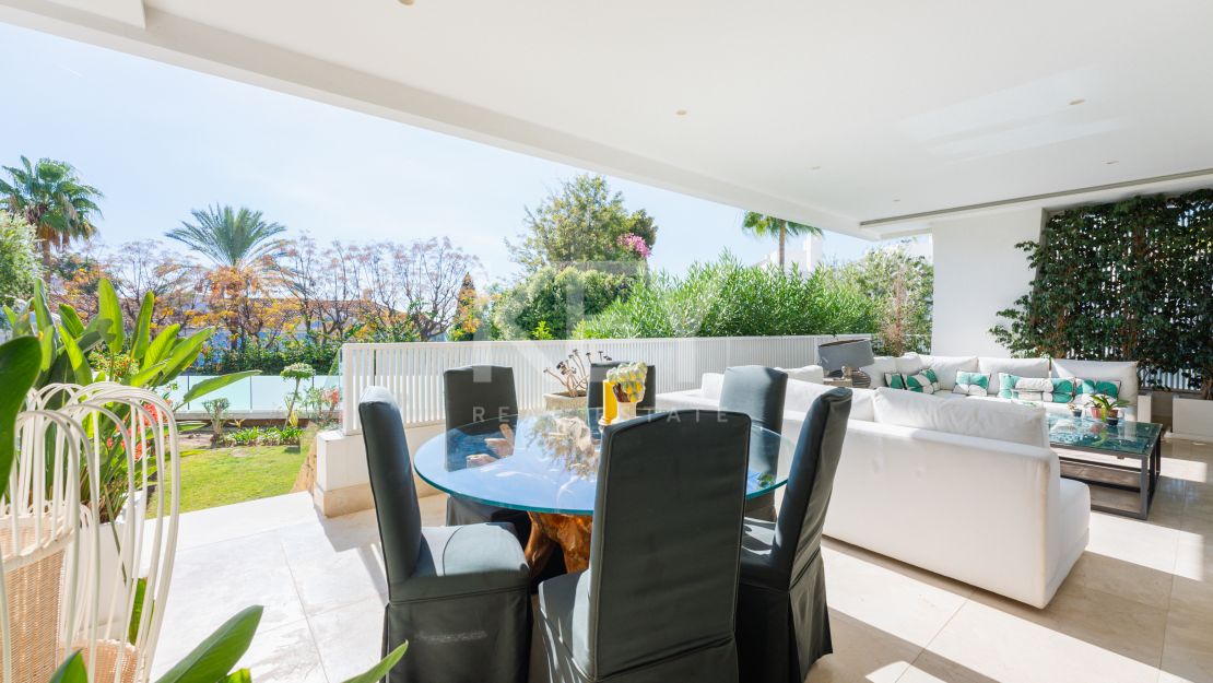 Элегантный дуплекс на первом этаже в La Reserva de Sierra Blanca, Марбелья