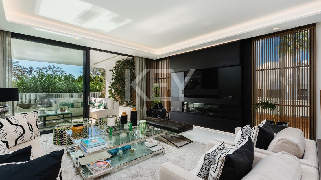 Элегантный дуплекс на первом этаже в La Reserva de Sierra Blanca, Марбелья