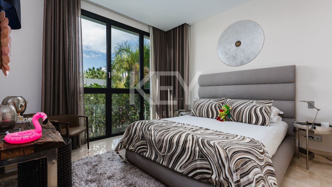 Элегантный дуплекс на первом этаже в La Reserva de Sierra Blanca, Марбелья