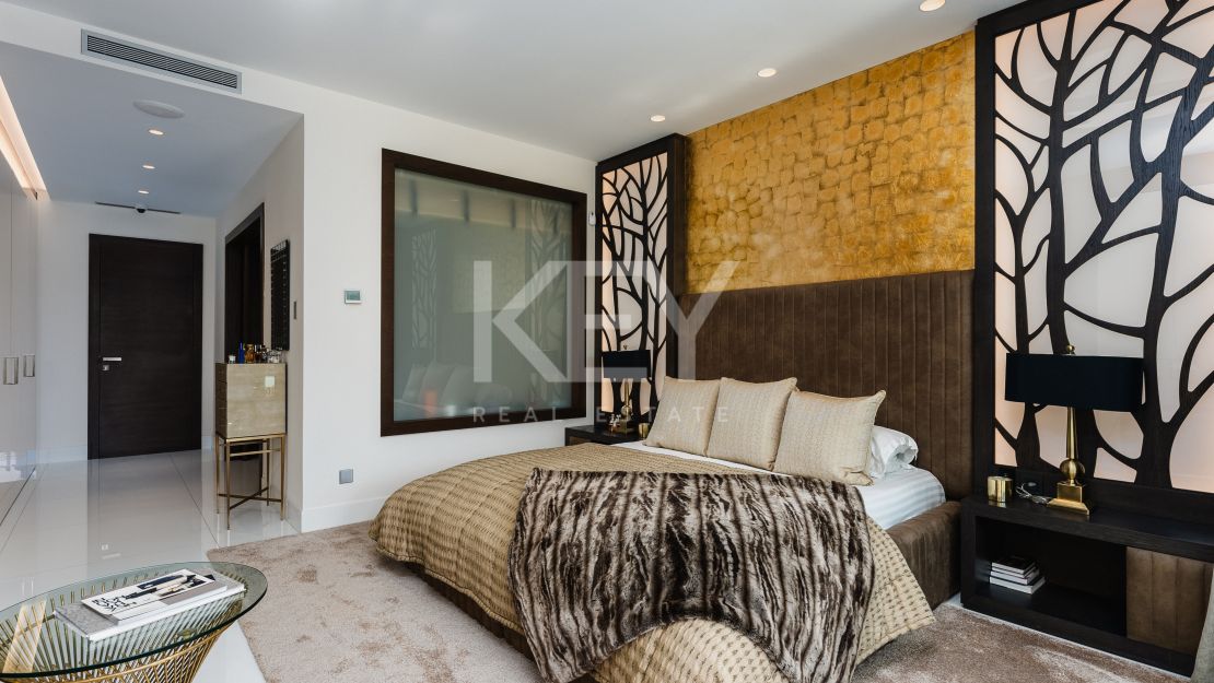 Элегантный дуплекс на первом этаже в La Reserva de Sierra Blanca, Марбелья