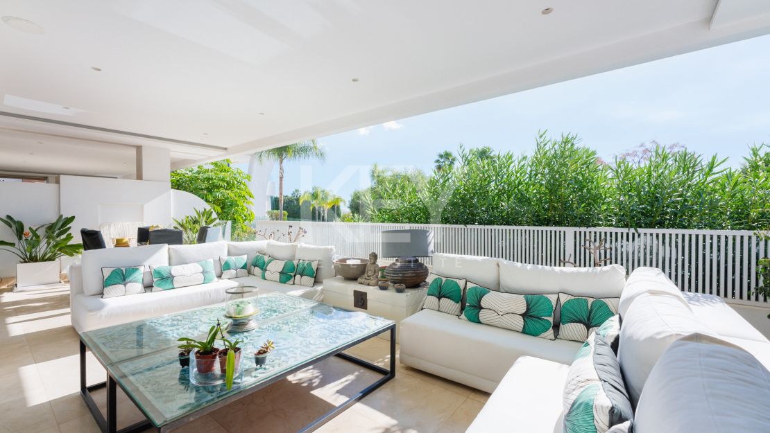 Элегантный дуплекс на первом этаже в La Reserva de Sierra Blanca, Марбелья