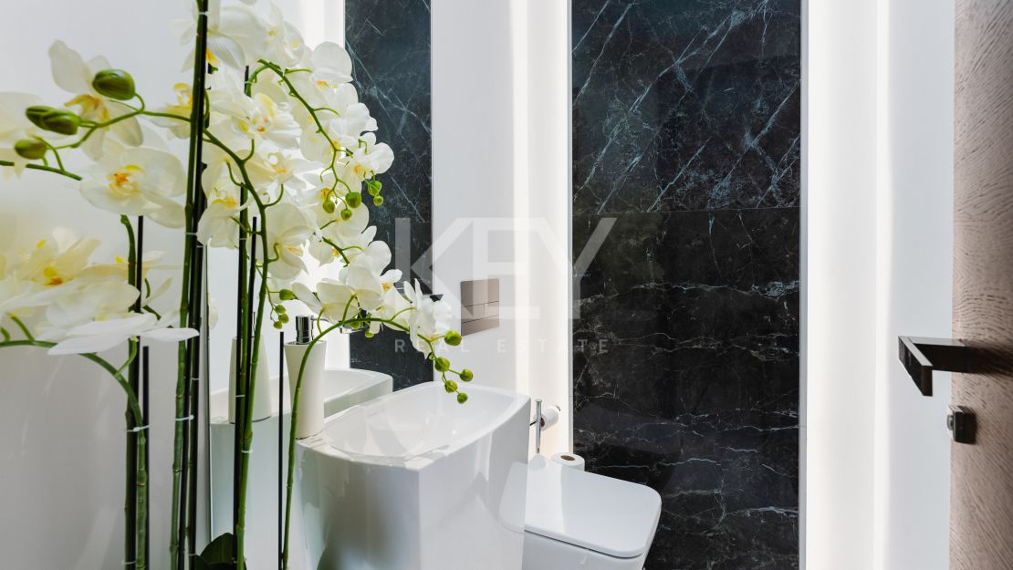 Элегантный дуплекс на первом этаже в La Reserva de Sierra Blanca, Марбелья