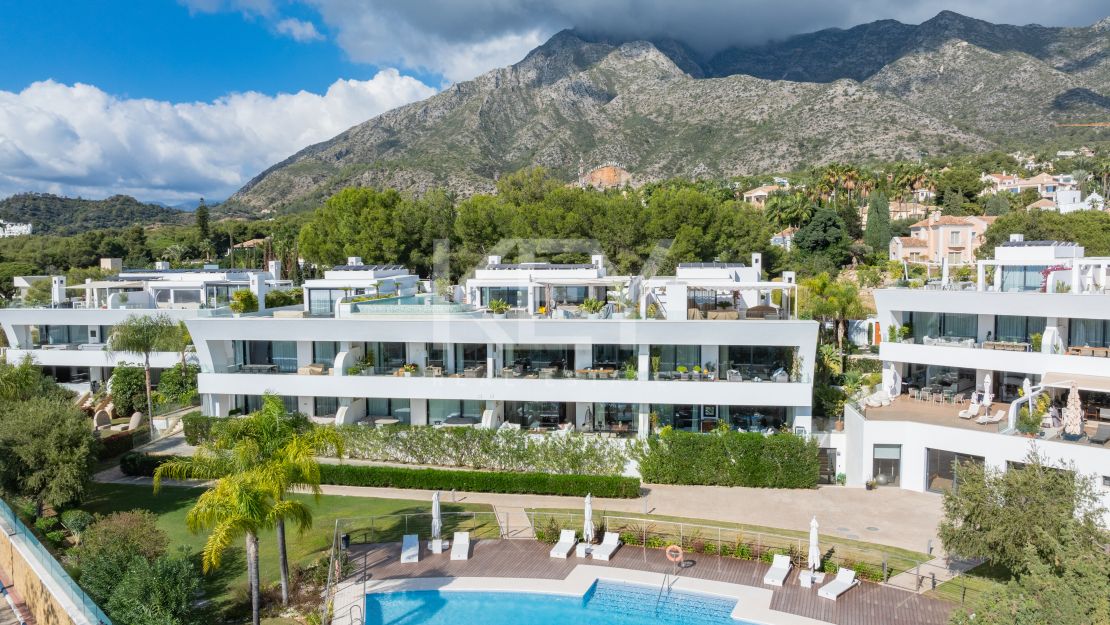 Элегантный дуплекс на первом этаже в La Reserva de Sierra Blanca, Марбелья