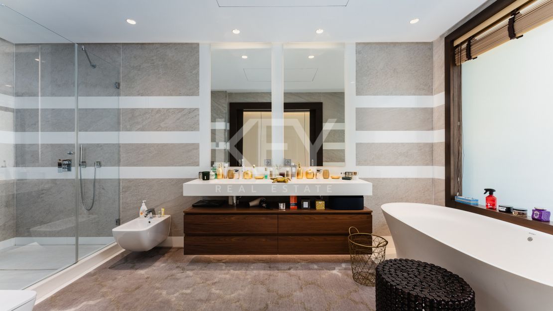 Элегантный дуплекс на первом этаже в La Reserva de Sierra Blanca, Марбелья